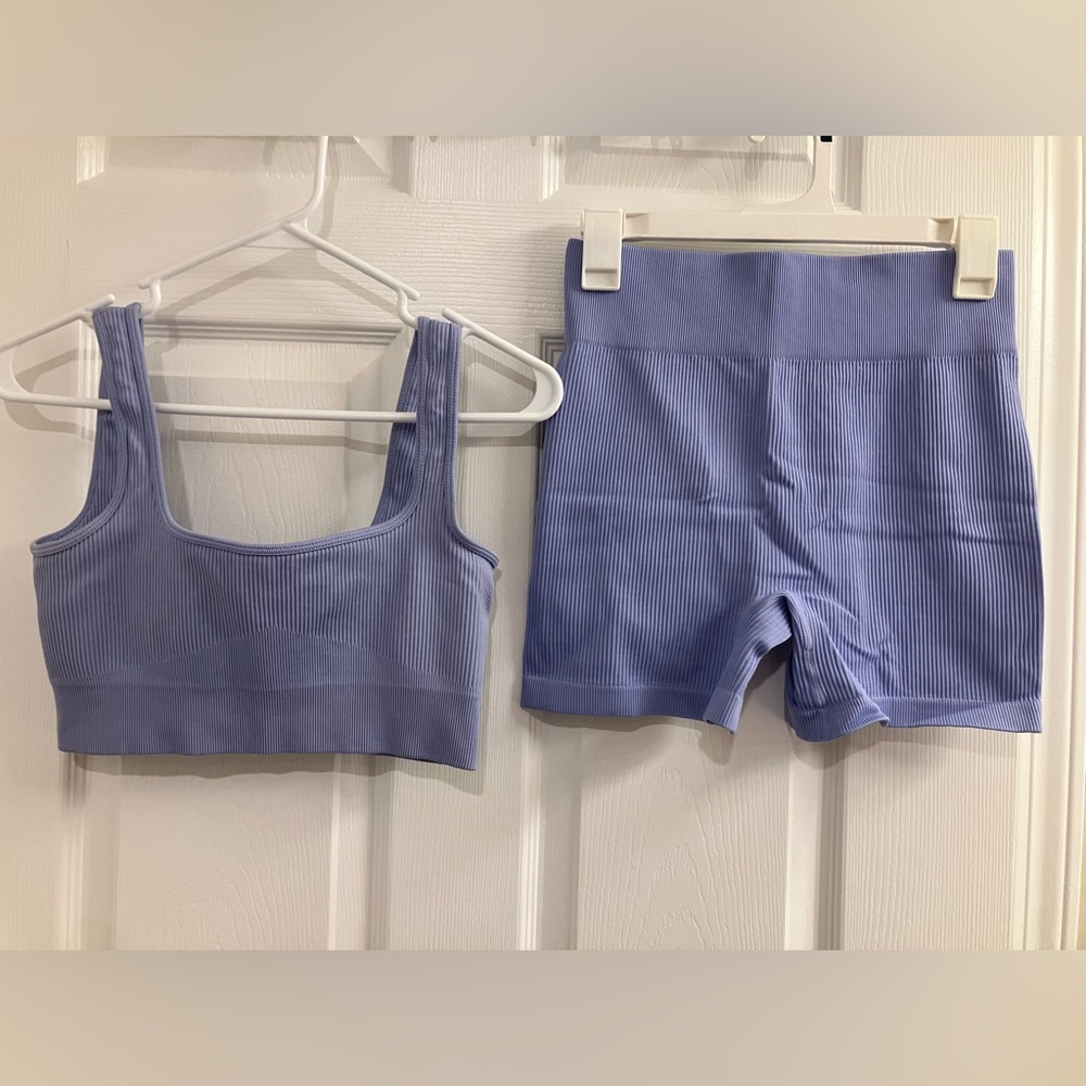 💙2 Piece Set: Periwinkle Ribbed Matching Sports Bra Biker Shorts Workout Set - Picture 4 of 10